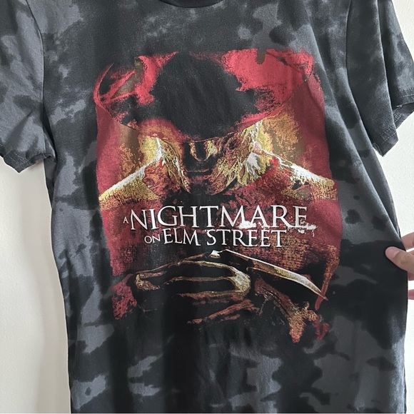 NIGHTMARE ON ELM STREET graphic t-shirt - Picture 2 of 3
